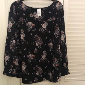 NWT LOFT Shirt w/ Pretty Details